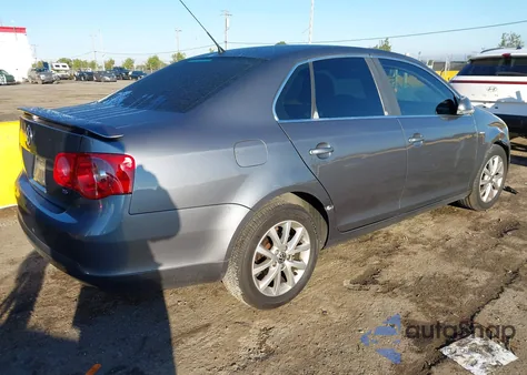 2007 Volkswagen Jetta Wolfsburg Edition from USA, damaged, VIN 3VWEG71K77M063742
